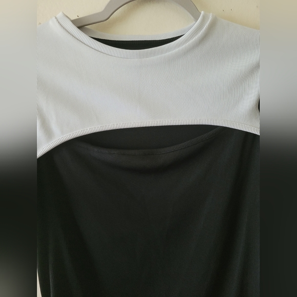 Karen Millen Monochrome Contrast Cutout Minimalist Side Rouched Blouse Top 6 - Picture 3 of 8